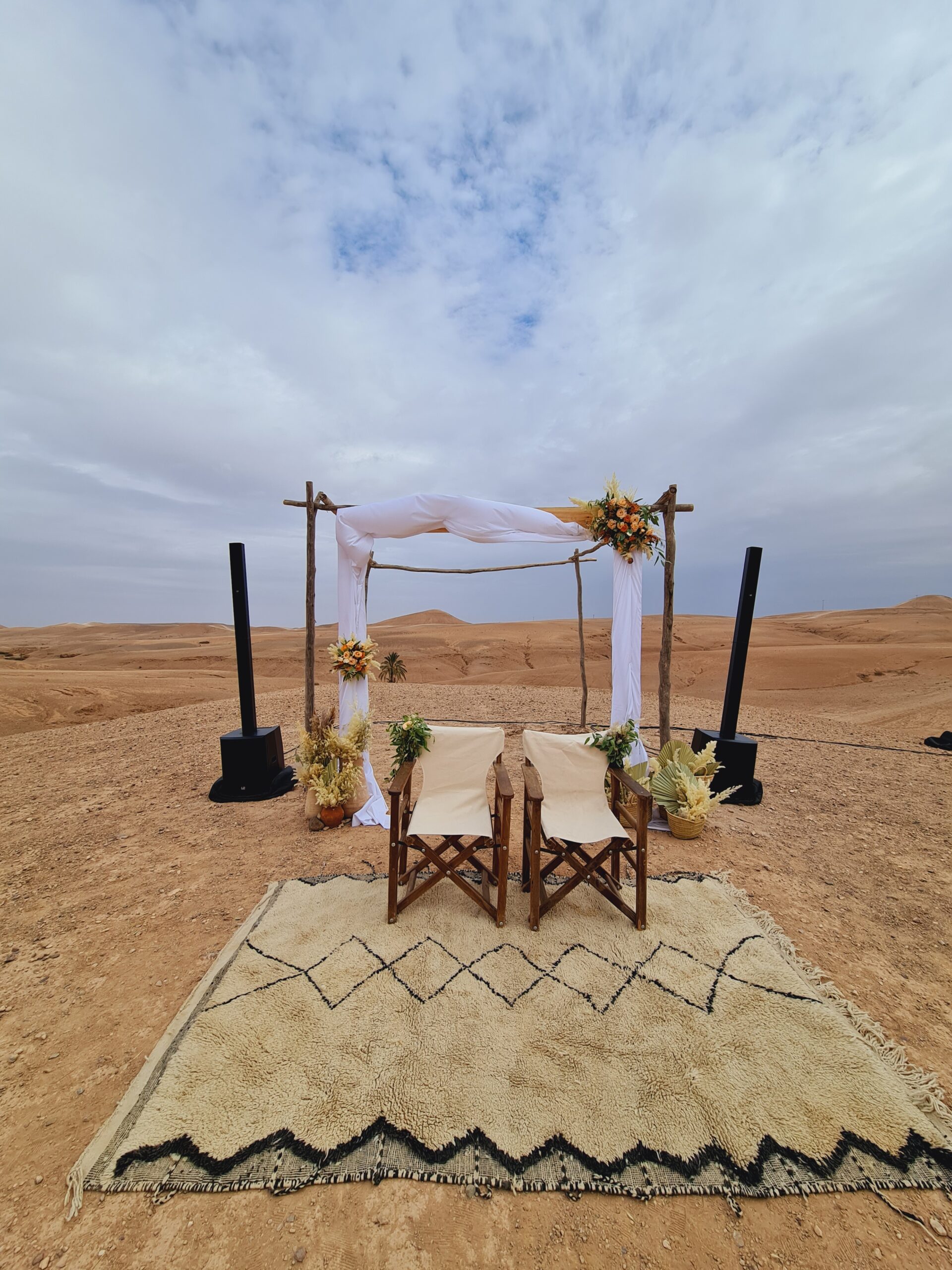 Mariage boho chic au desert d Agafay Marrakech